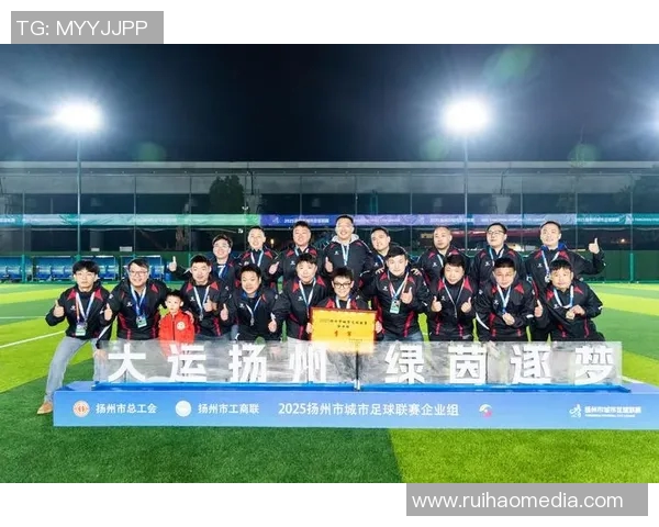 武汉足球队荣登足球状态排行榜第二名展现强劲实力